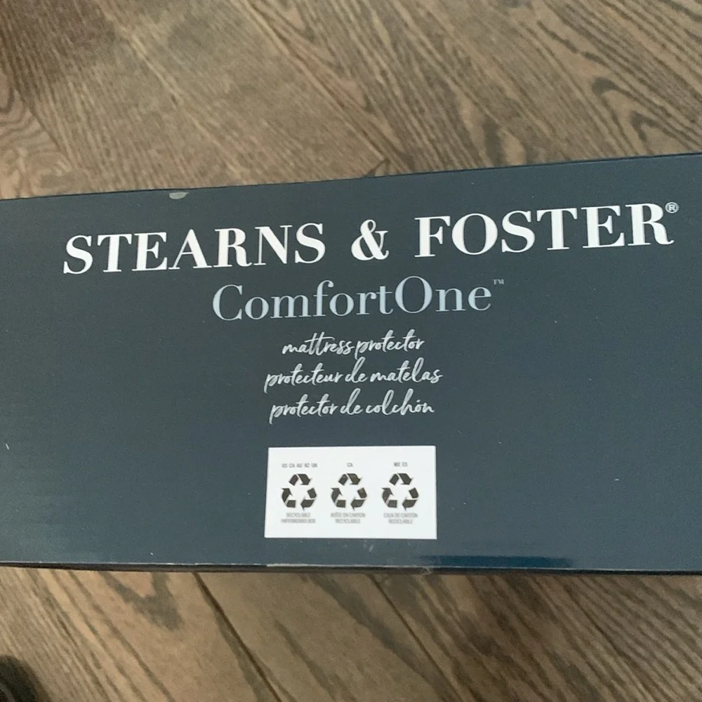 🆕 Stearns & Foster Comfort One King Mattress Protector